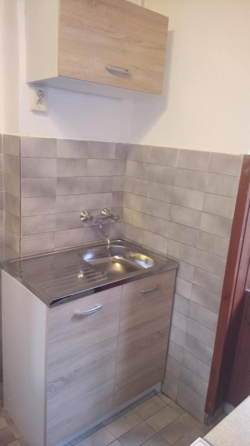 Jazmin Apartman Διαμέρισμα Πετς Εξωτερικό φωτογραφία